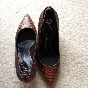 Giuseppe Zanotti Snakeskin Print Pumps